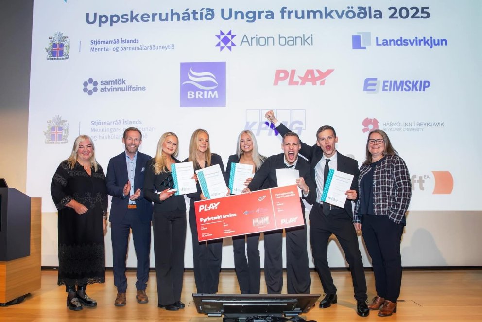 Urri - fyrirtæki ársins 2025: Alma Ösp Óskarsdóttir, Birna Kolbrún Jóhannsdóttir, Selma Lísa Björgvi…